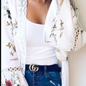 ✨LAST ONE✨ Floral Kimono